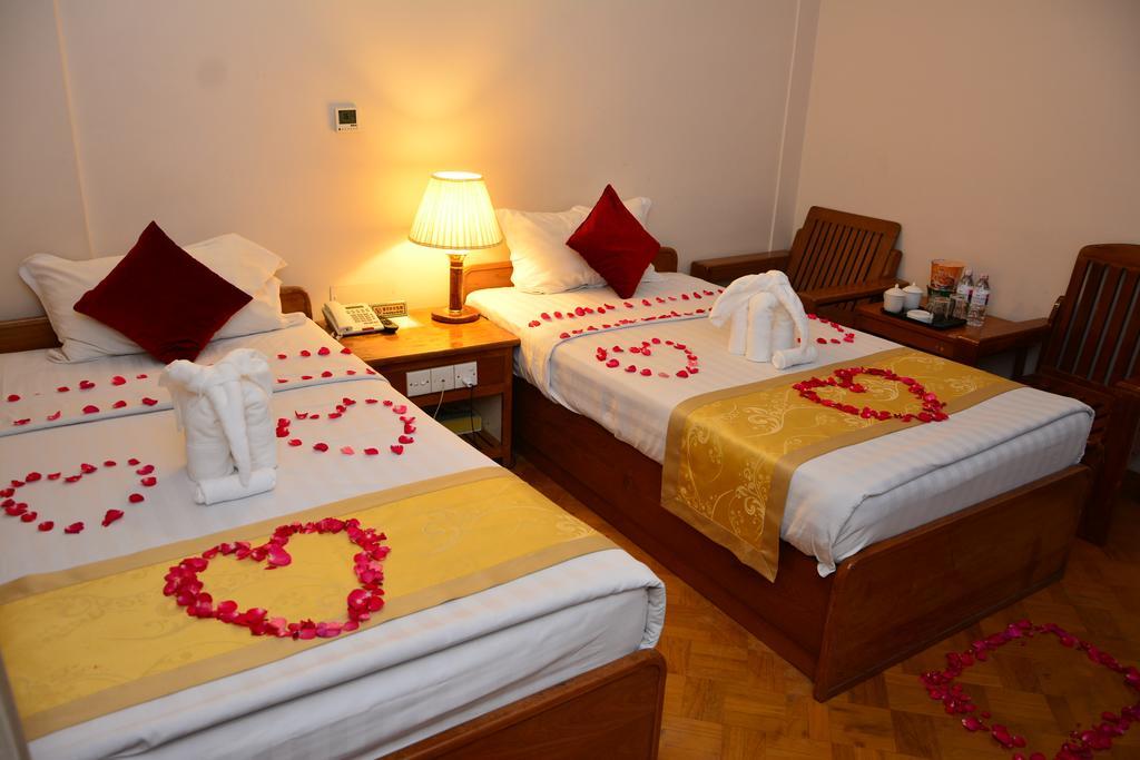 Royal Power Hotel Mandalay Exterior foto